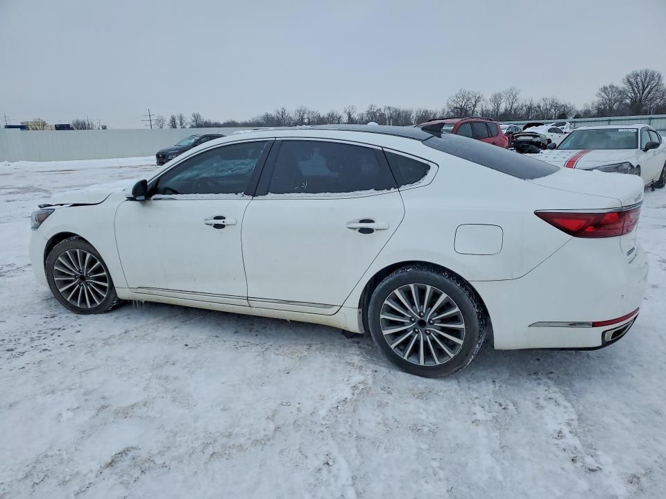 2017 KIA Cadenza Premium