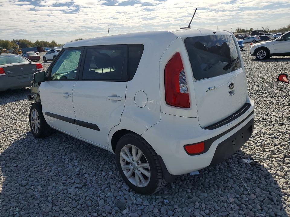 2013 KIA Soul +