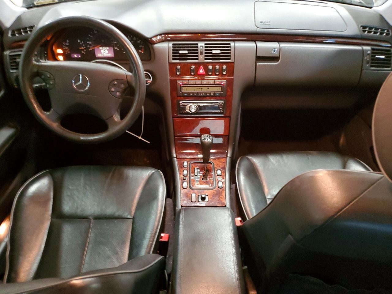 2000 Mercedes-Benz E 320 4matic