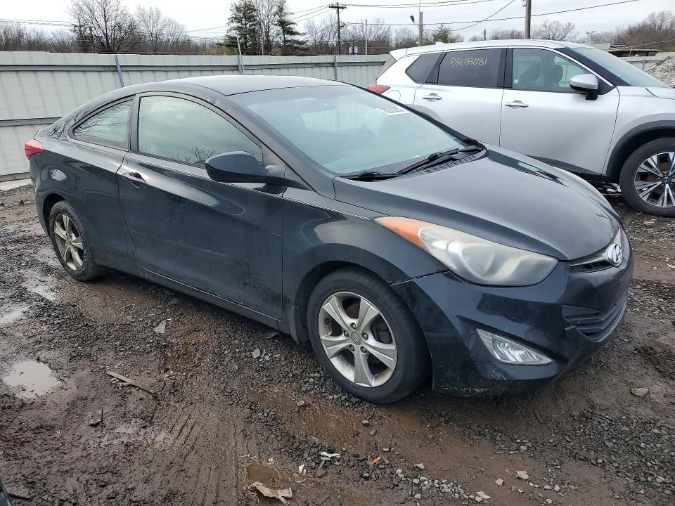 2013 Hyundai Elantra Coupe gs