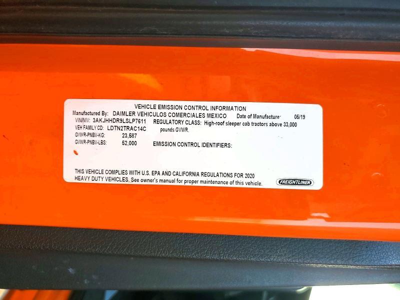 2020 Freigliner 2020 Freightliner Cascadia 126 Semi Truck