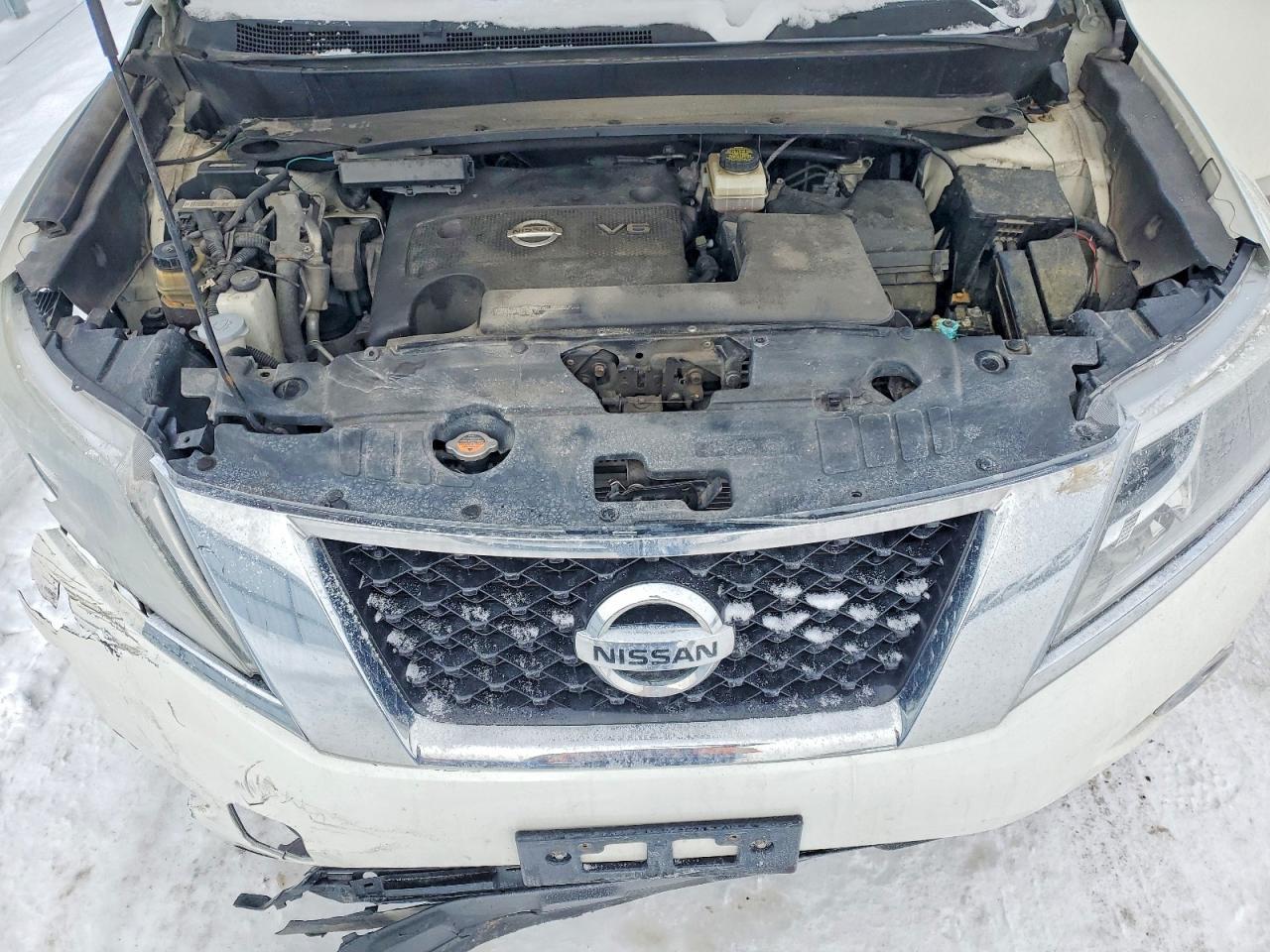 2015 Nissan Pathfinder s