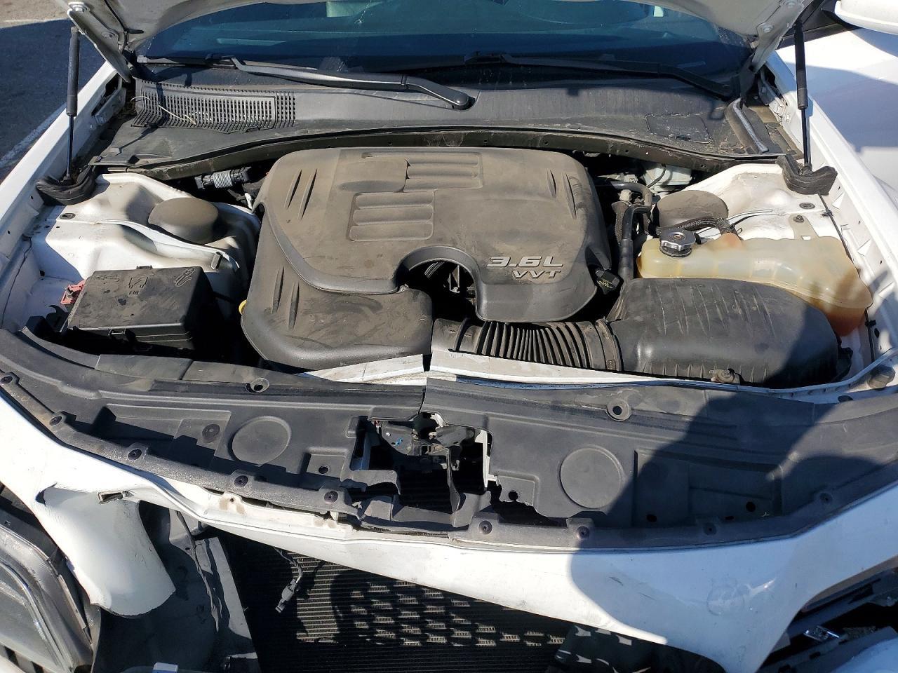 2018 Chrysler 300 s