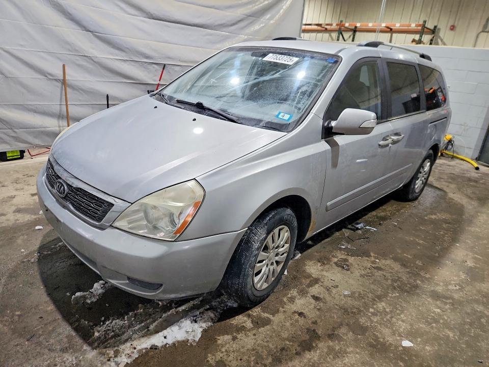 2011 KIA Sedona lx