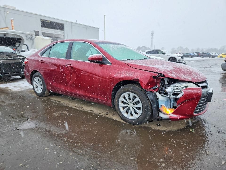 2016 Toyota Camry le