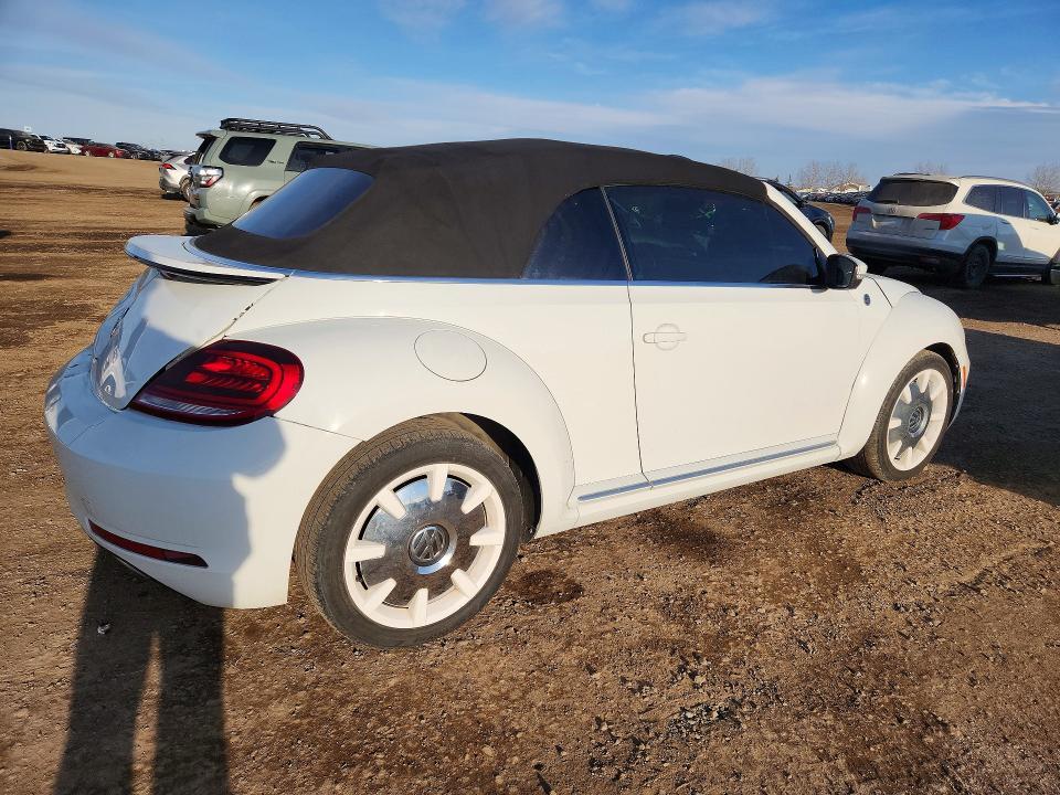 2019 Volkswagen Beetle s