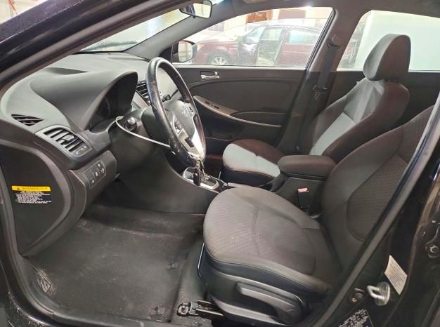 2012 Hyundai Accent gls