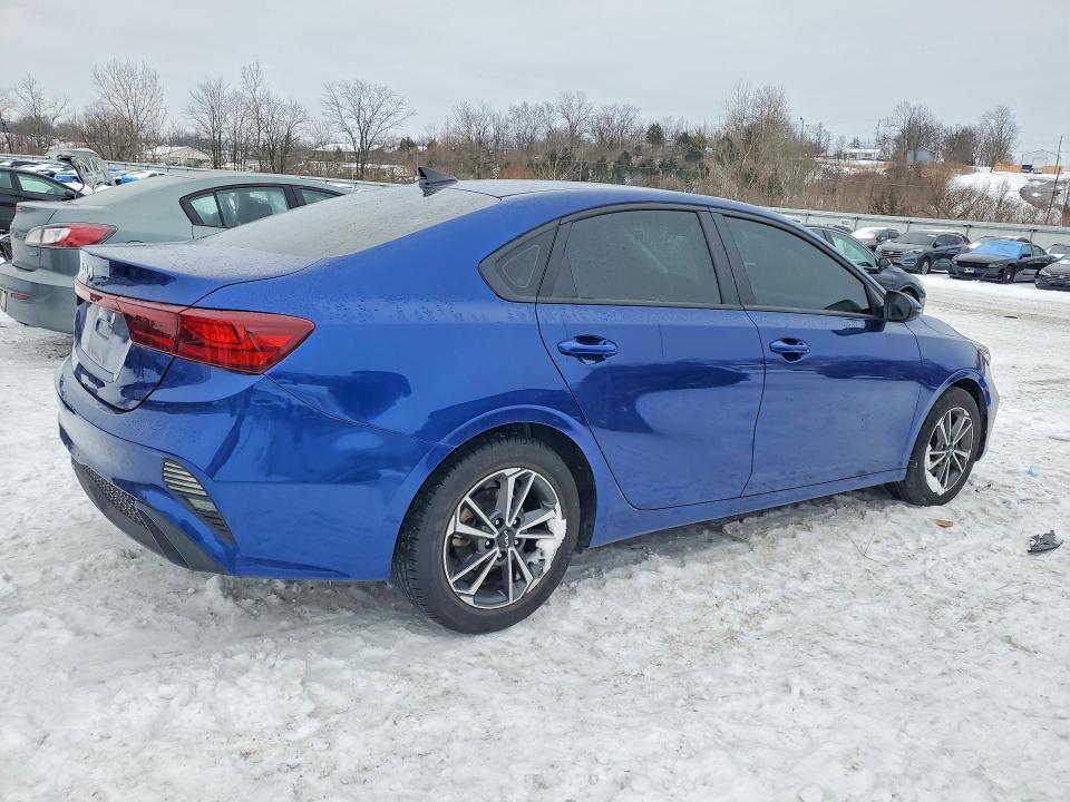 2022 KIA Forte fe