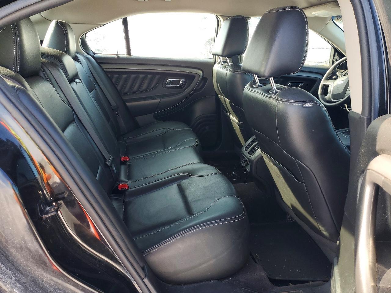 2012 Ford Taurus sel
