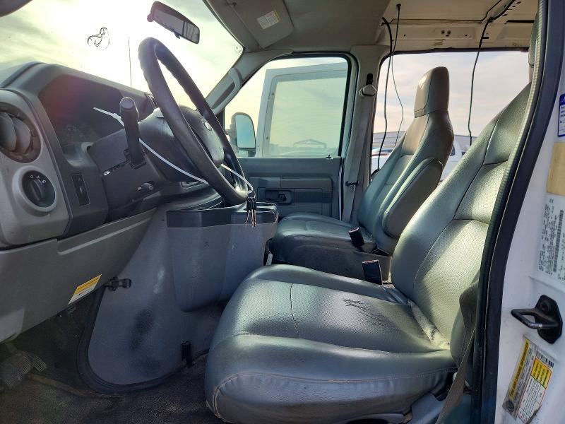 2011 Ford Econoline E250 van