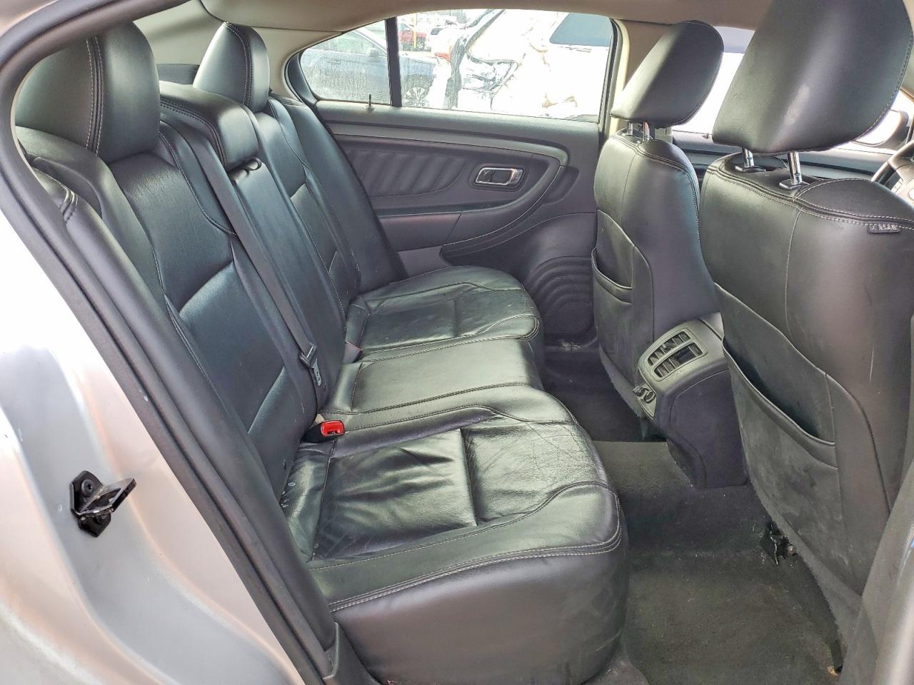 2011 Ford Taurus sel