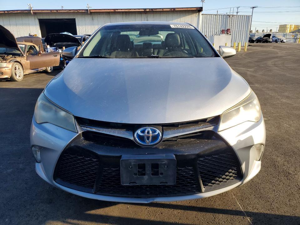 2016 Toyota Camry Hybrid