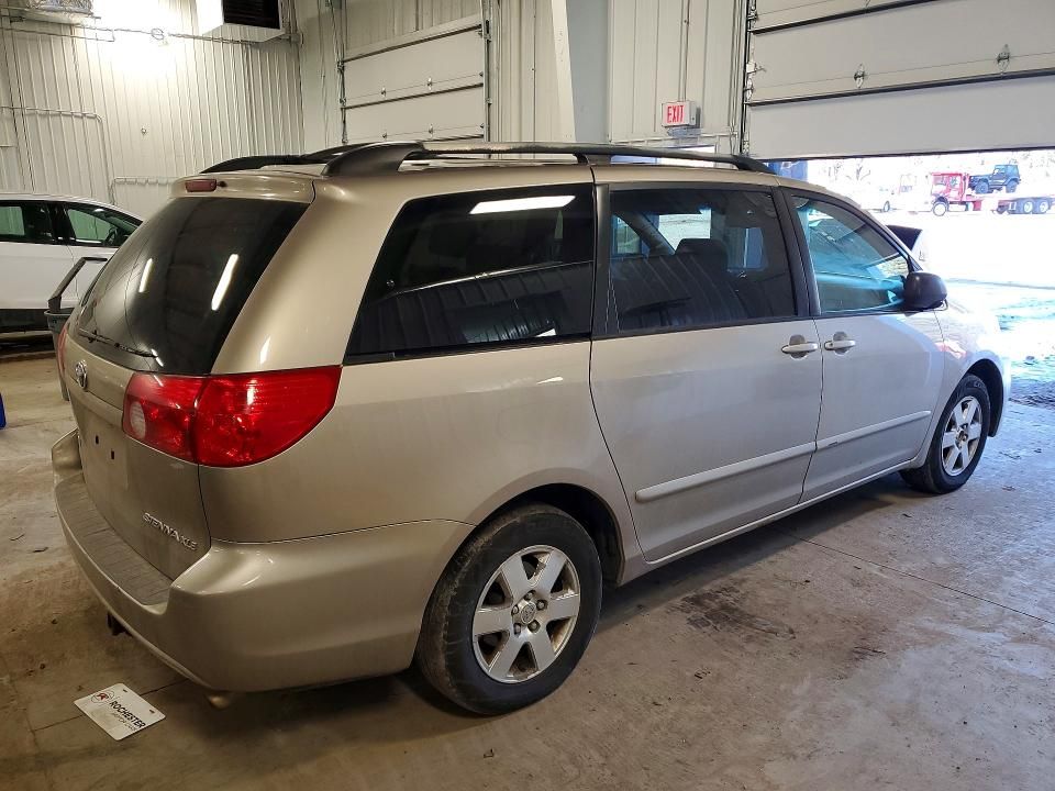 2007 Toyota Sienna xle