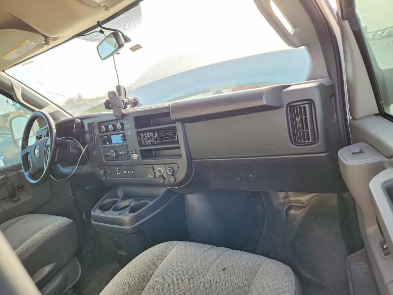 2022 Chevrolet Express G2500