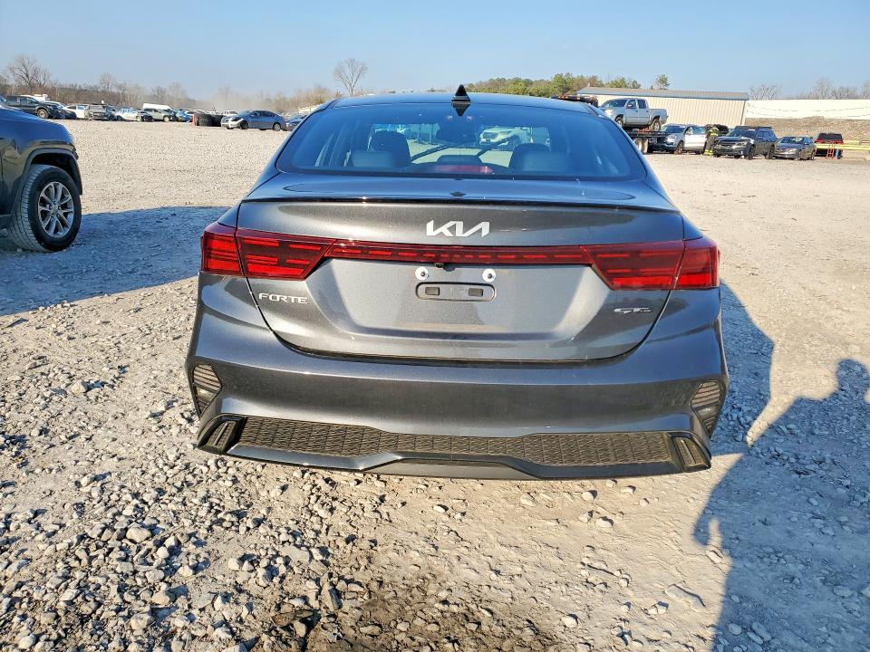 2024 KIA Forte gt Line