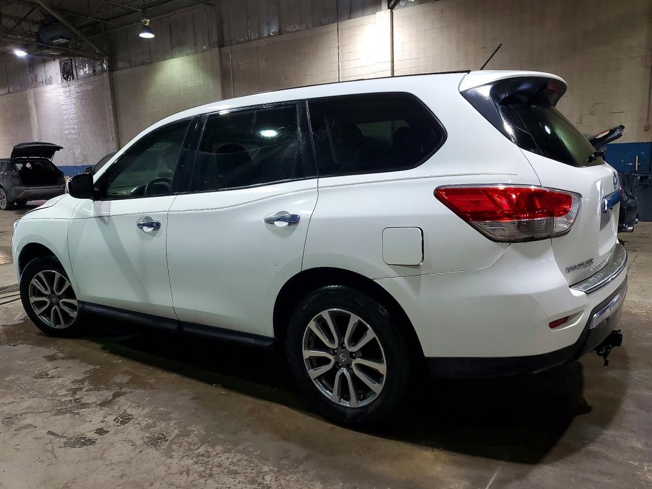 2013 Nissan Pathfinder s