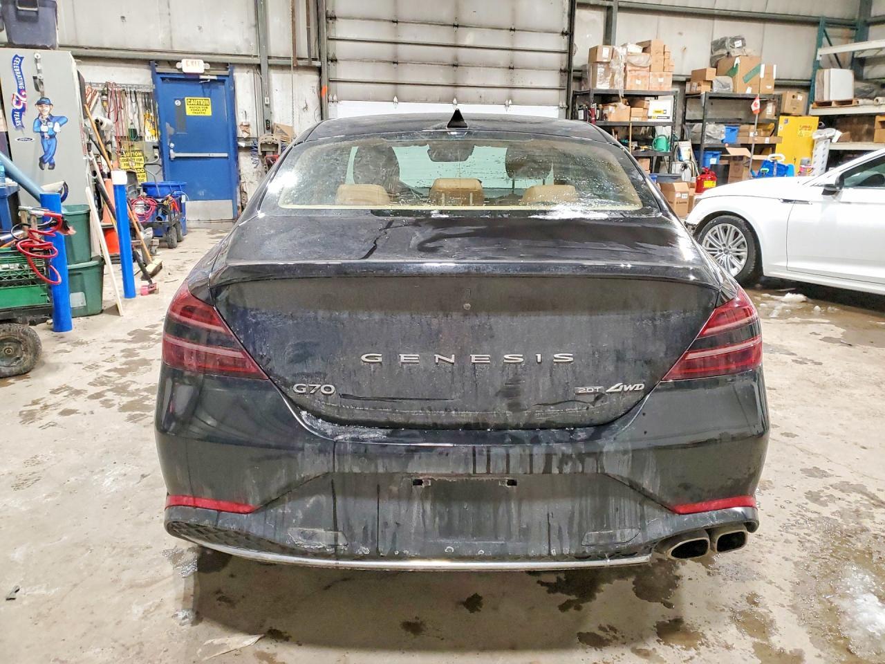 2023 Genesis G70 Base