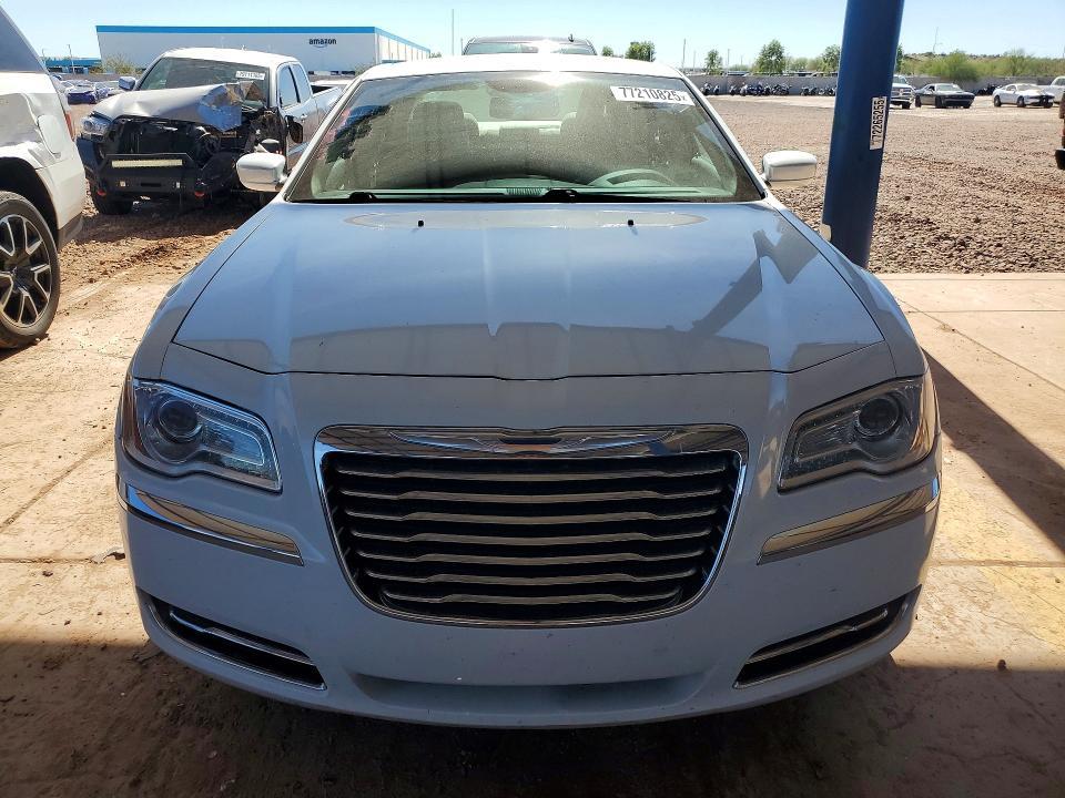 2012 Chrysler 300