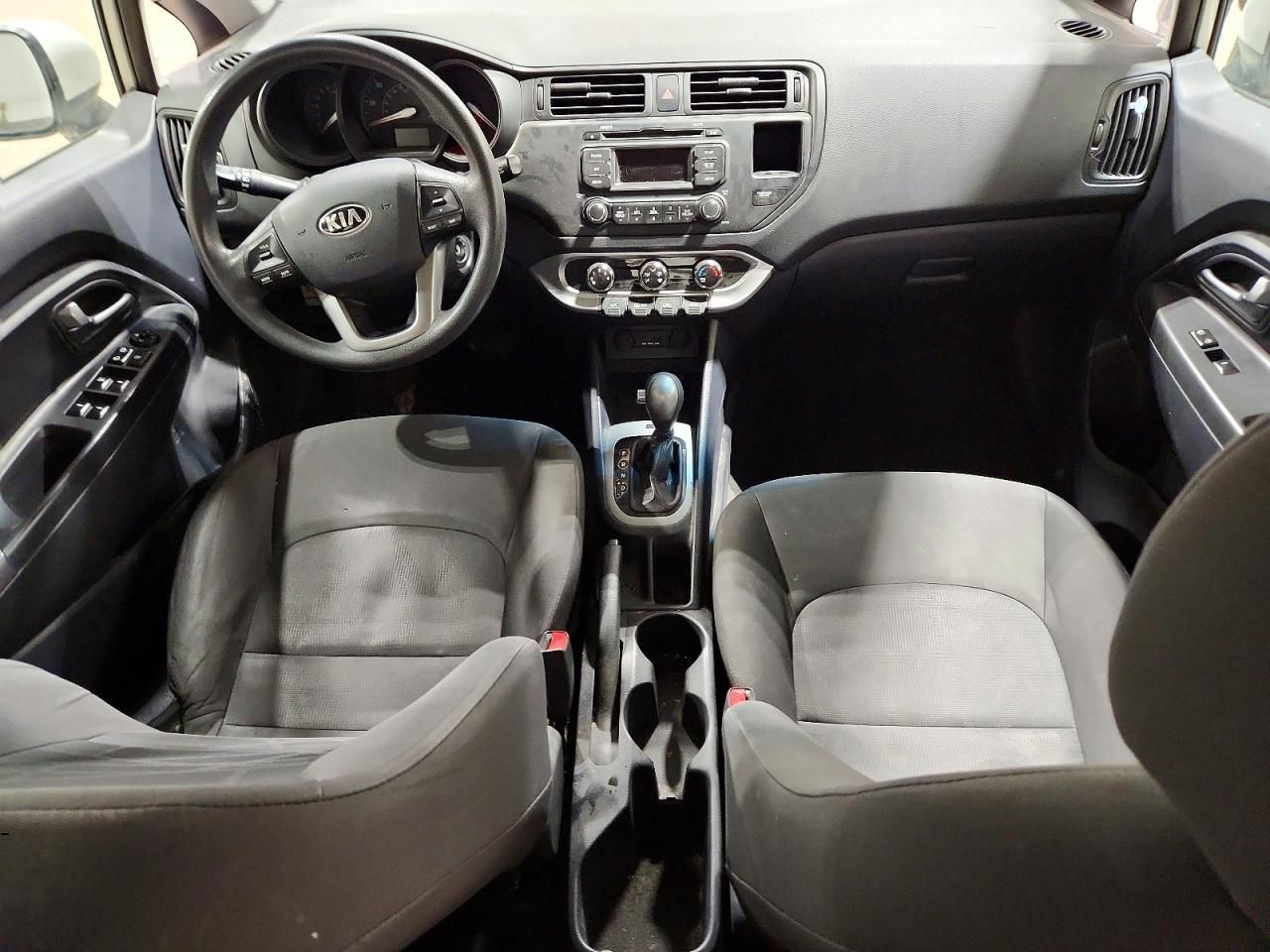 2013 KIA Rio lx