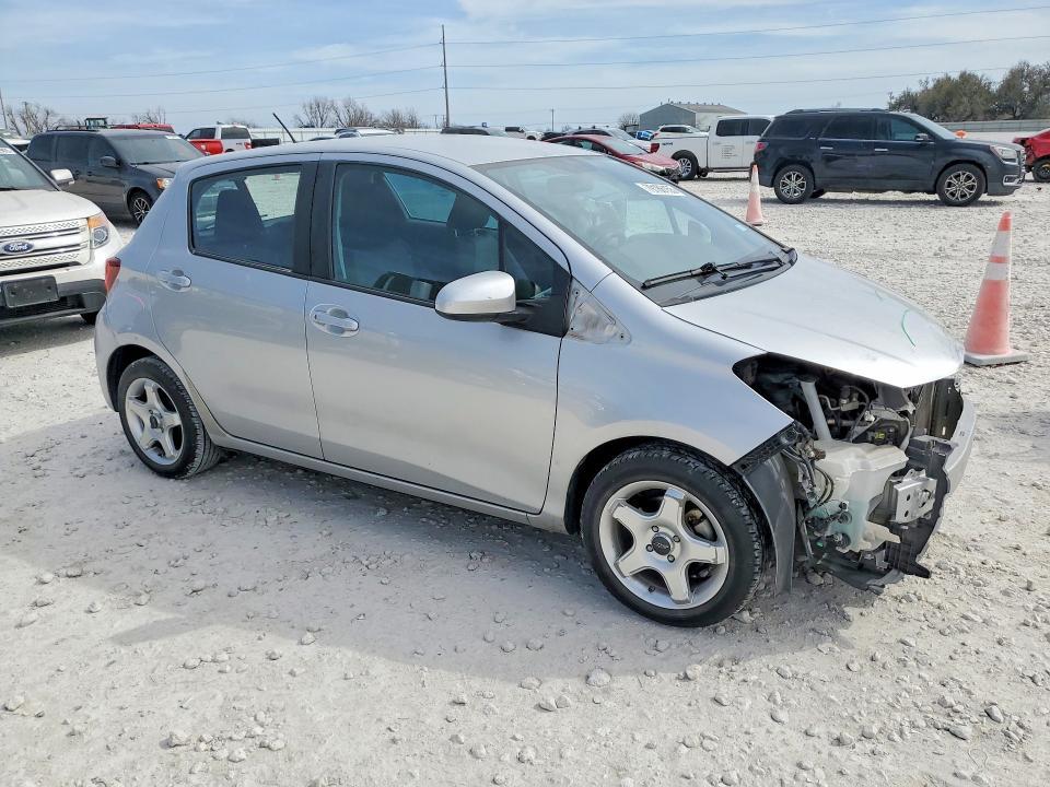 2015 Toyota Yaris 5-door le