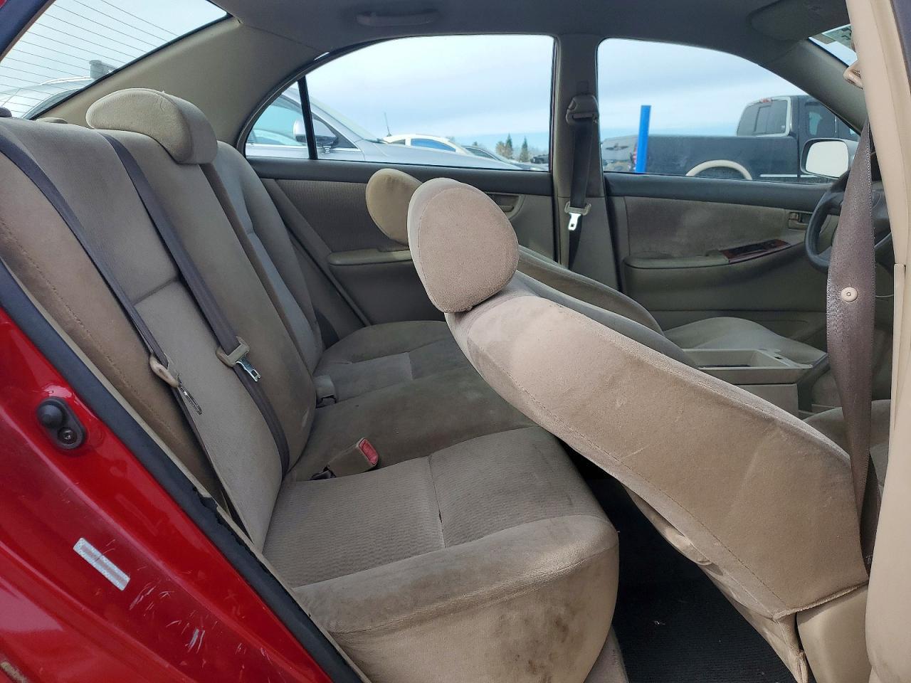2005 Toyota Corolla le