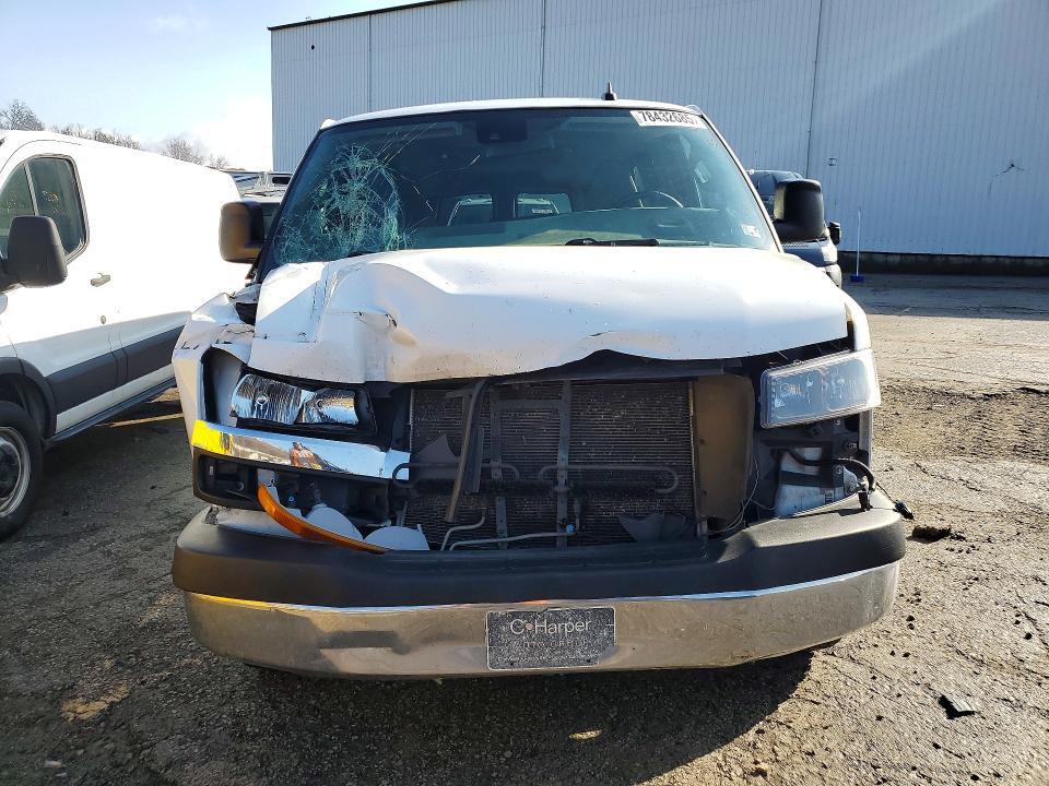 2020 Chevrolet Express G3500 LT