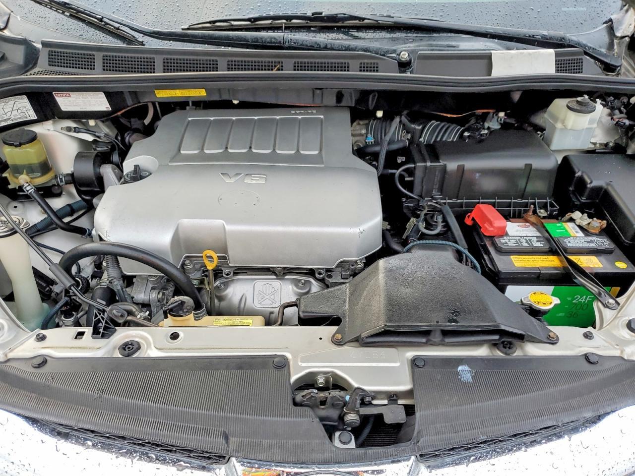 2010 Toyota Sienna xle