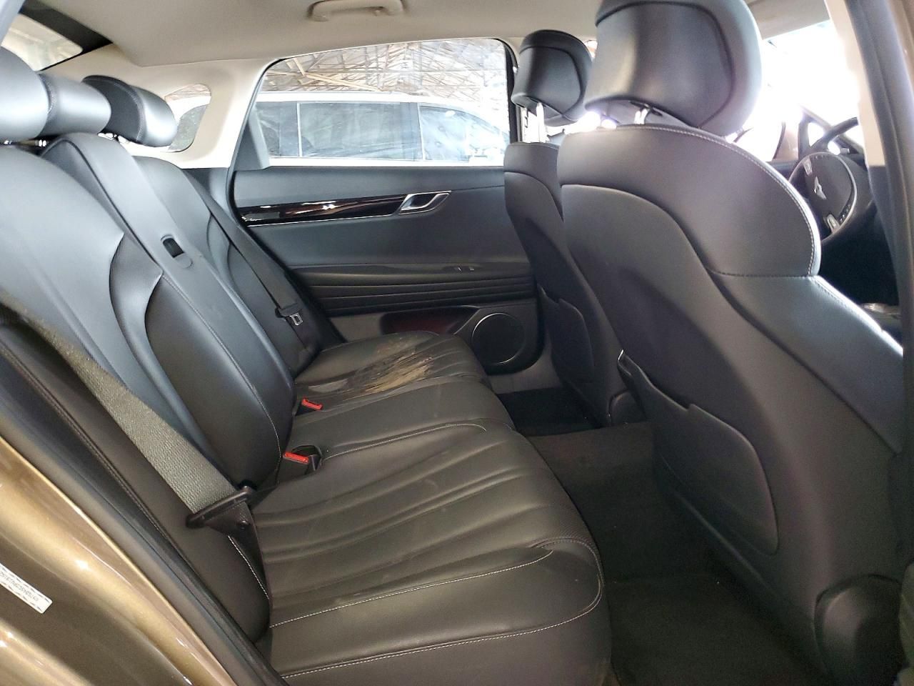 2023 Genesis G80 Base