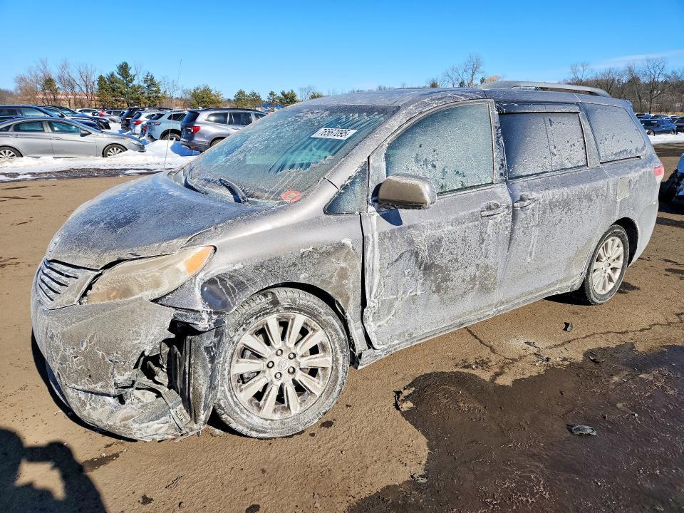 2011 Toyota Sienna xle