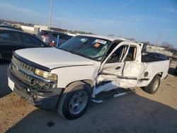 Salvage trucks for sale at Houston, TX auction: 1999 Chevrolet Silverado C1500