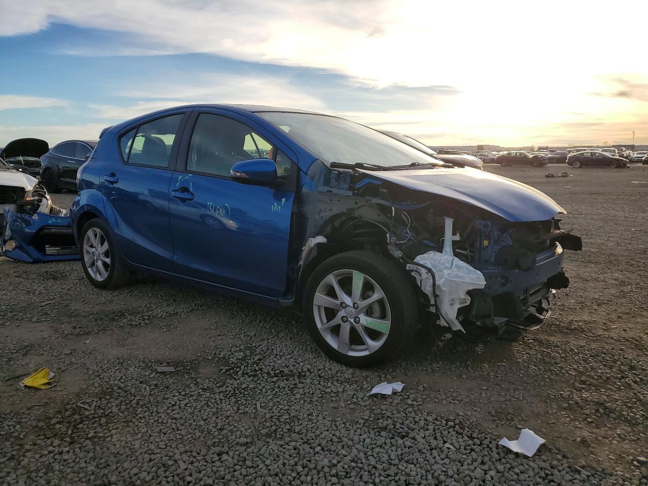 2016 Toyota Prius c Four