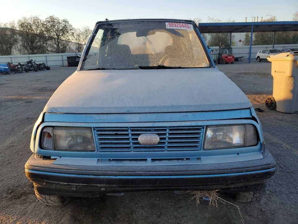 1995 GEO Tracker