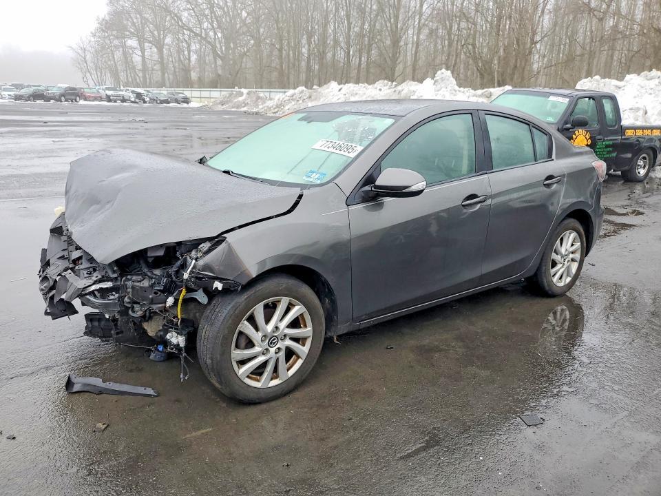 2013 Mazda 3 I