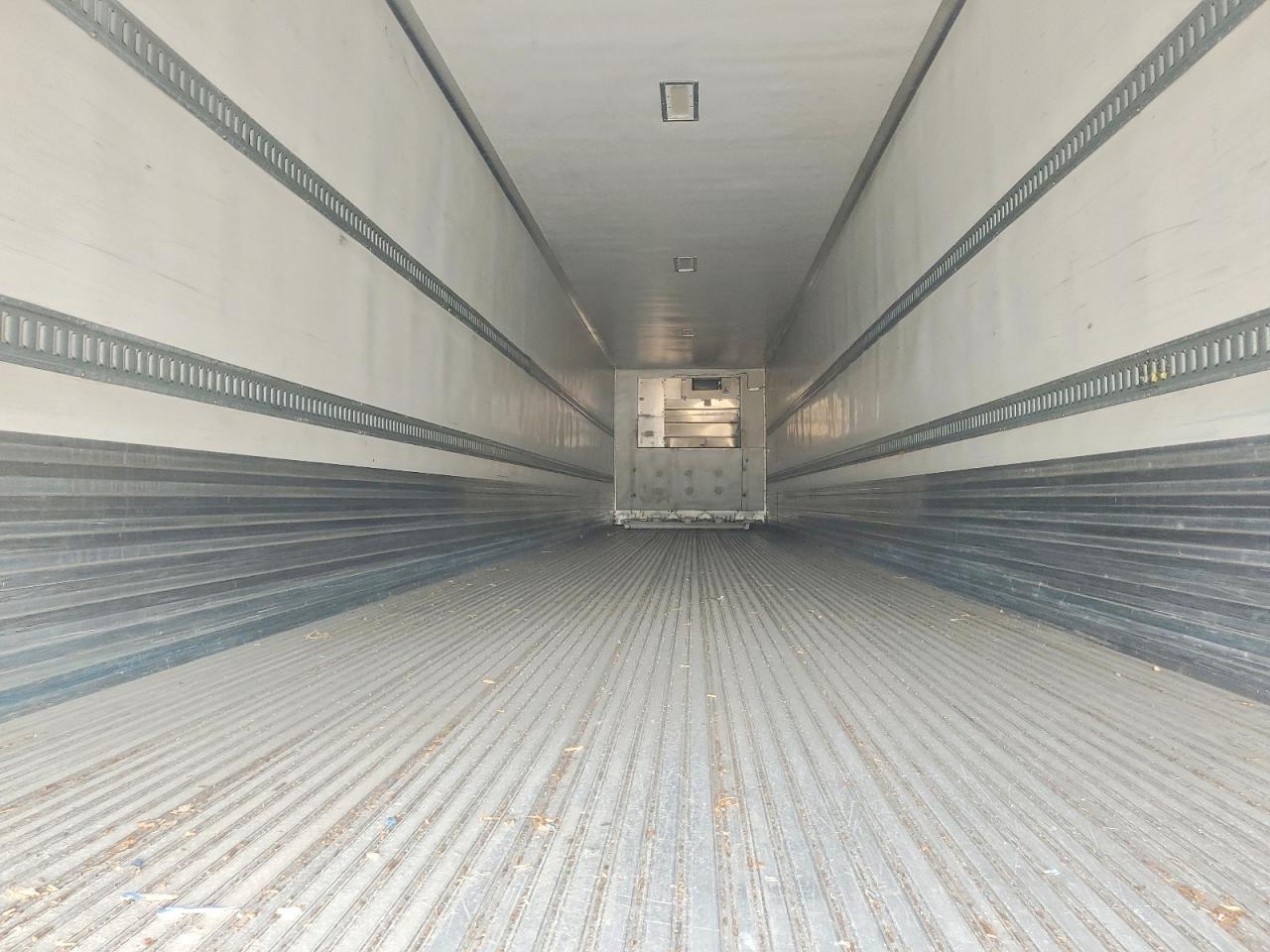 2015 Utility VS2RA Refrigerated Van Trailer