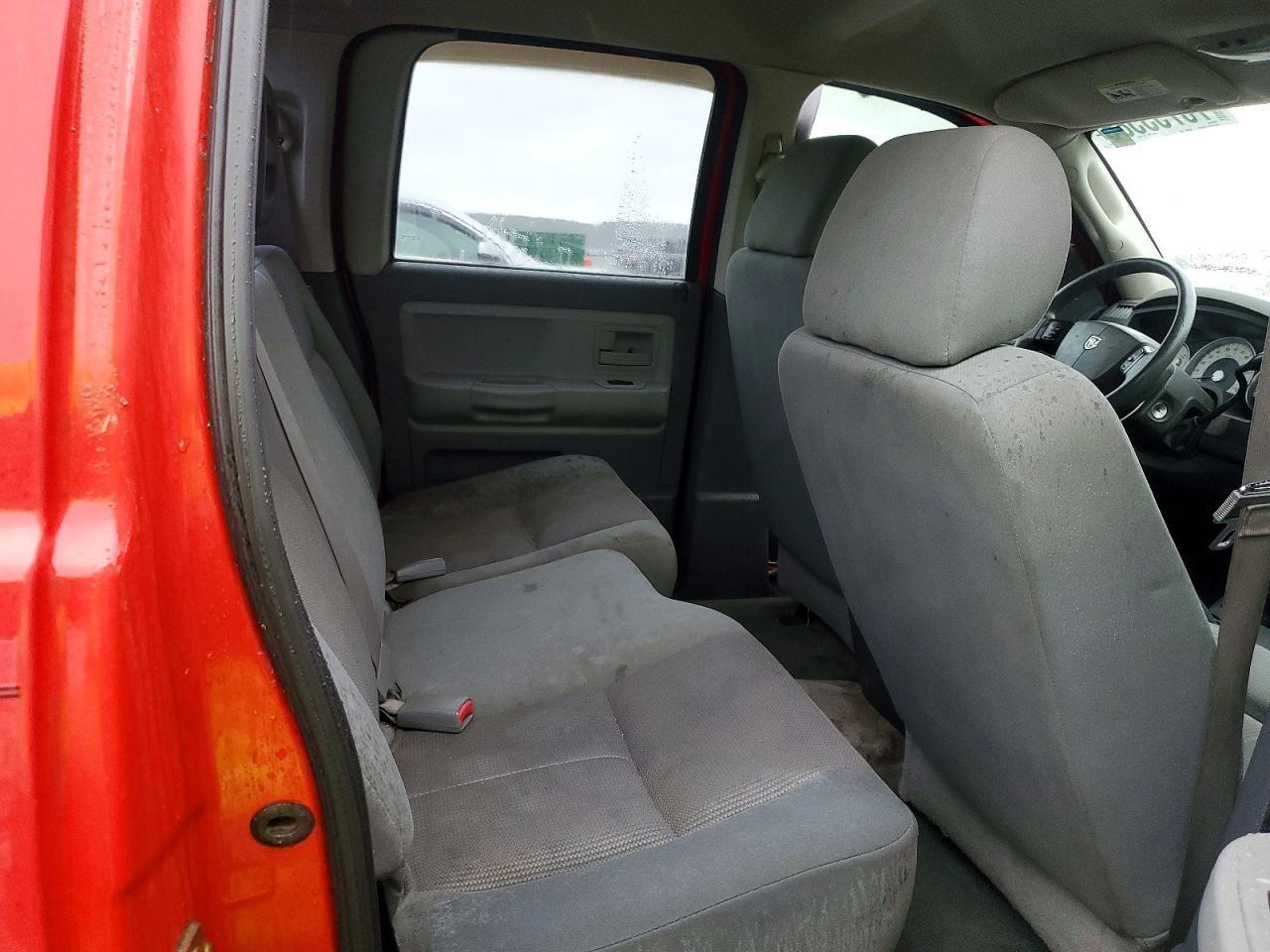 2005 Dodge Dakota Quad SLT