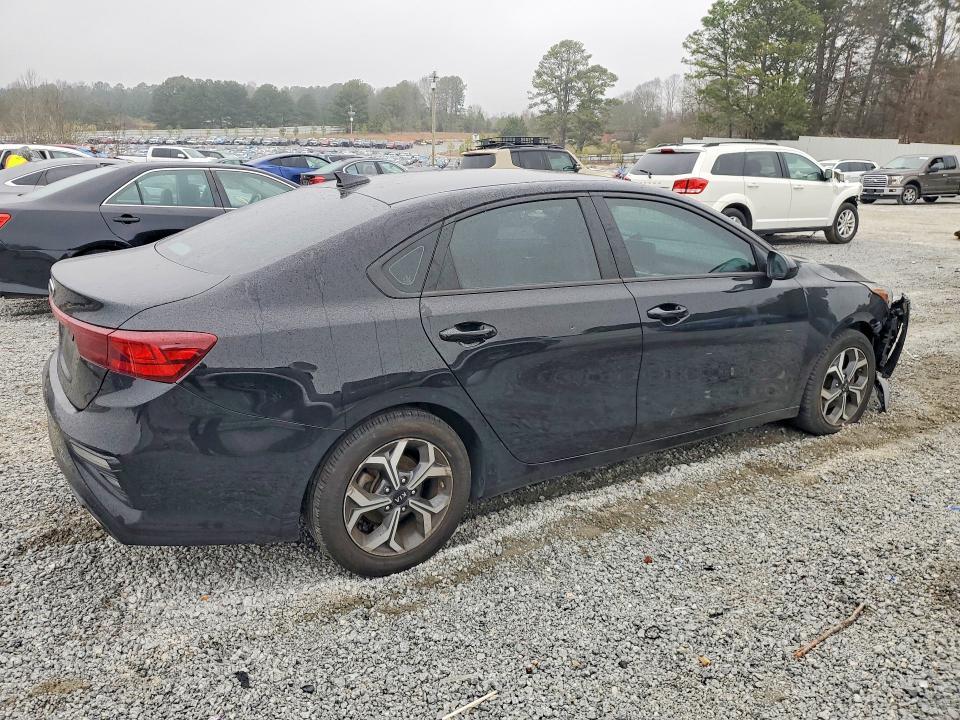 2021 KIA Forte fe