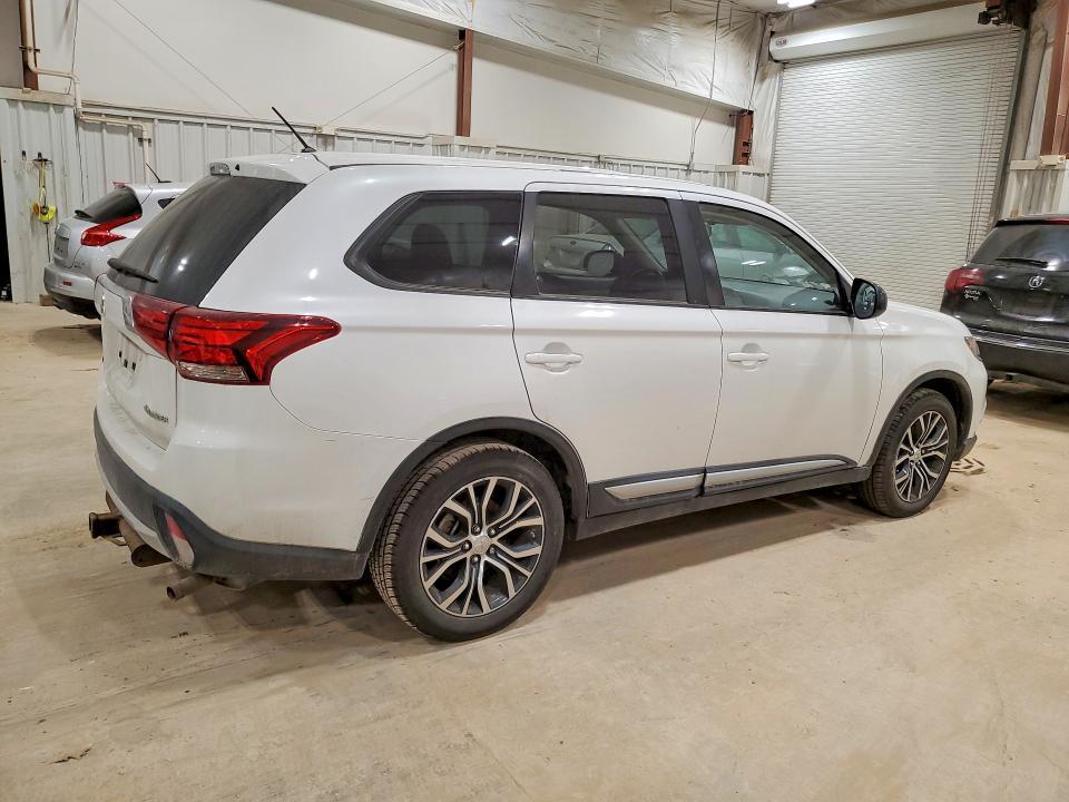 2016 Mitsubishi Outlander es