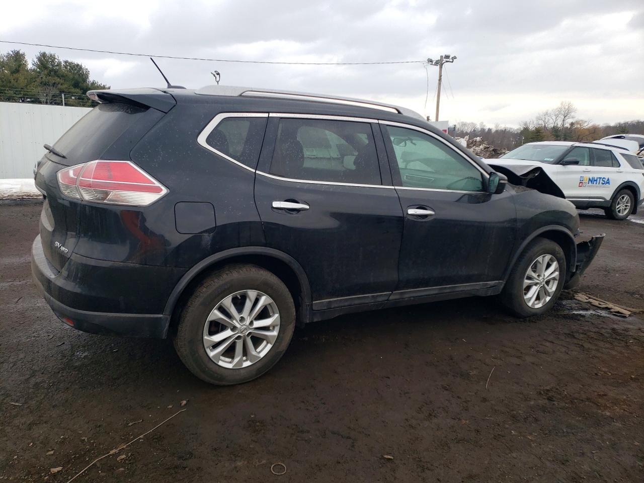 2015 Niss Rogue sv