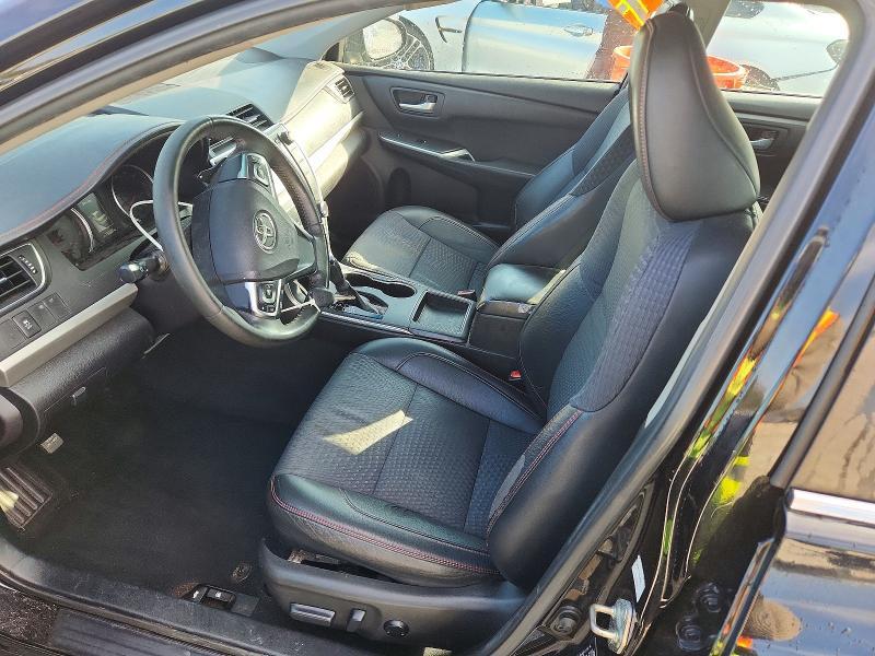 2015 Toyota Camry se