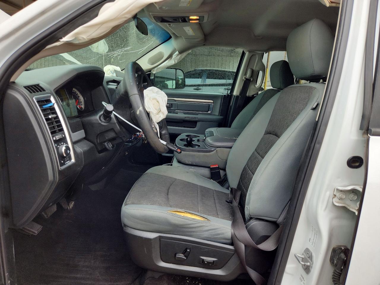 2017 Dodge Ram 1500 slt