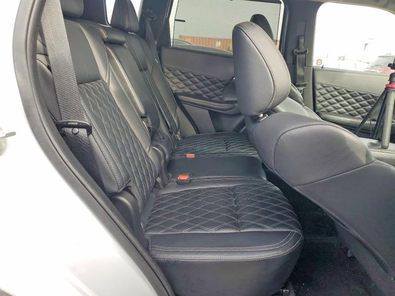 2023 Mitsubishi Outlander sel