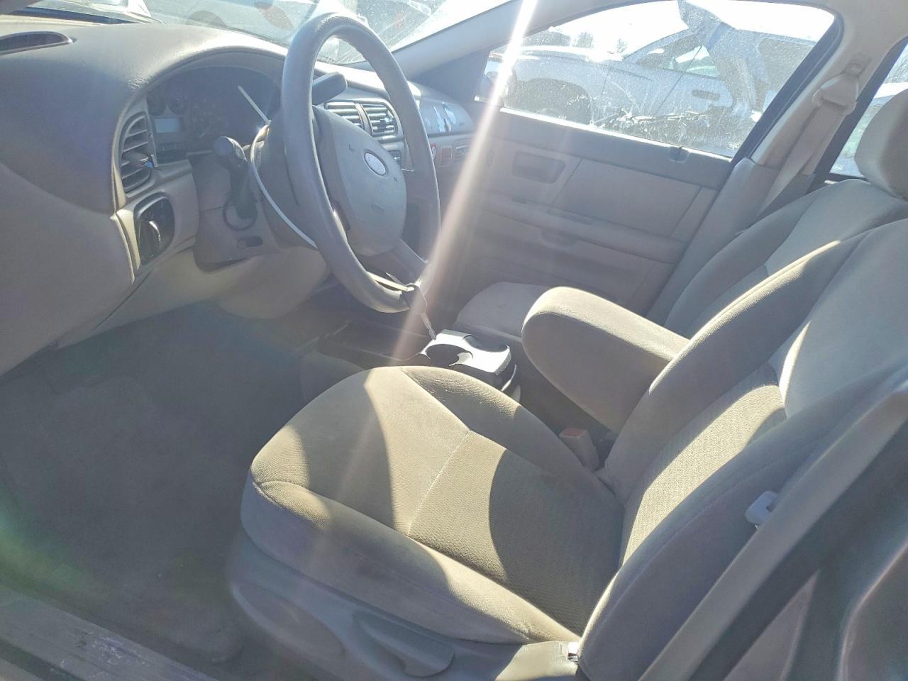 2007 Ford Taurus se
