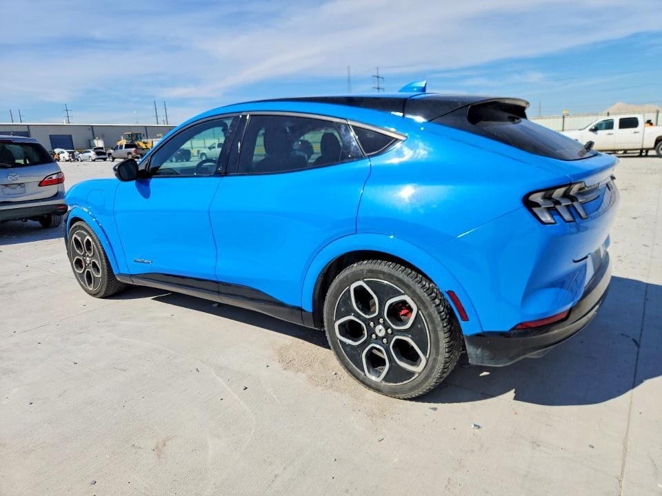 2021 Ford Mustang Mach-e gt