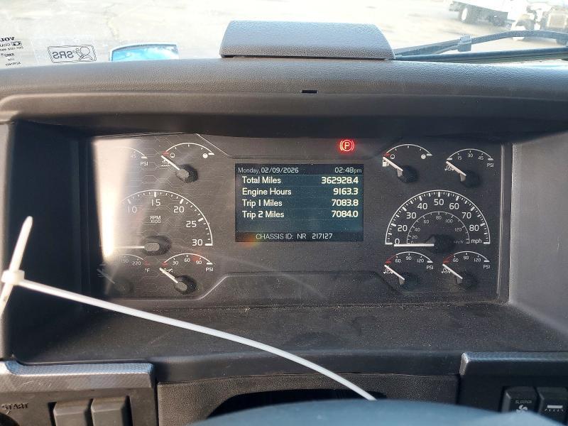 2019 Volvo VNL Semi Truck