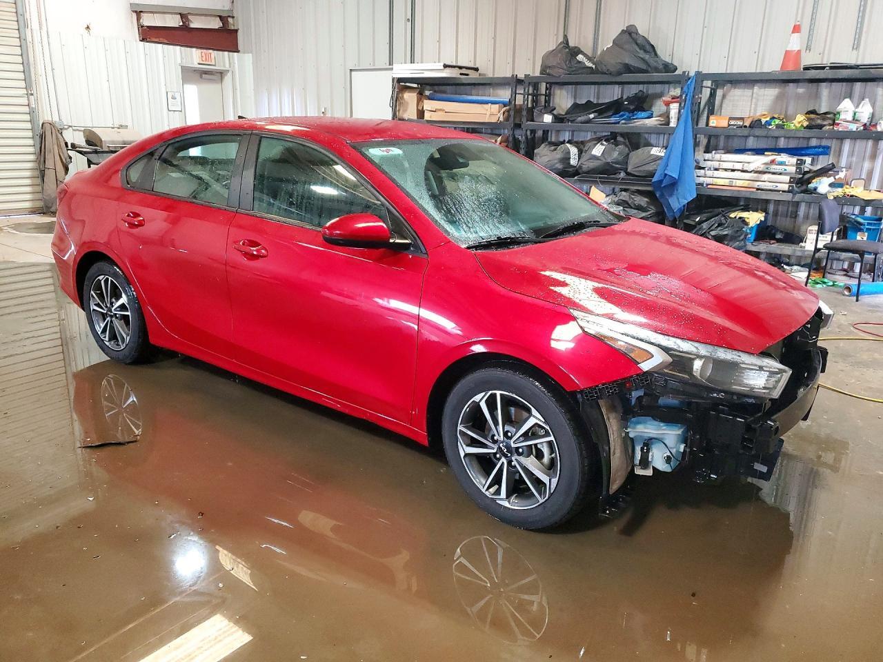 2023 KIA Forte lx
