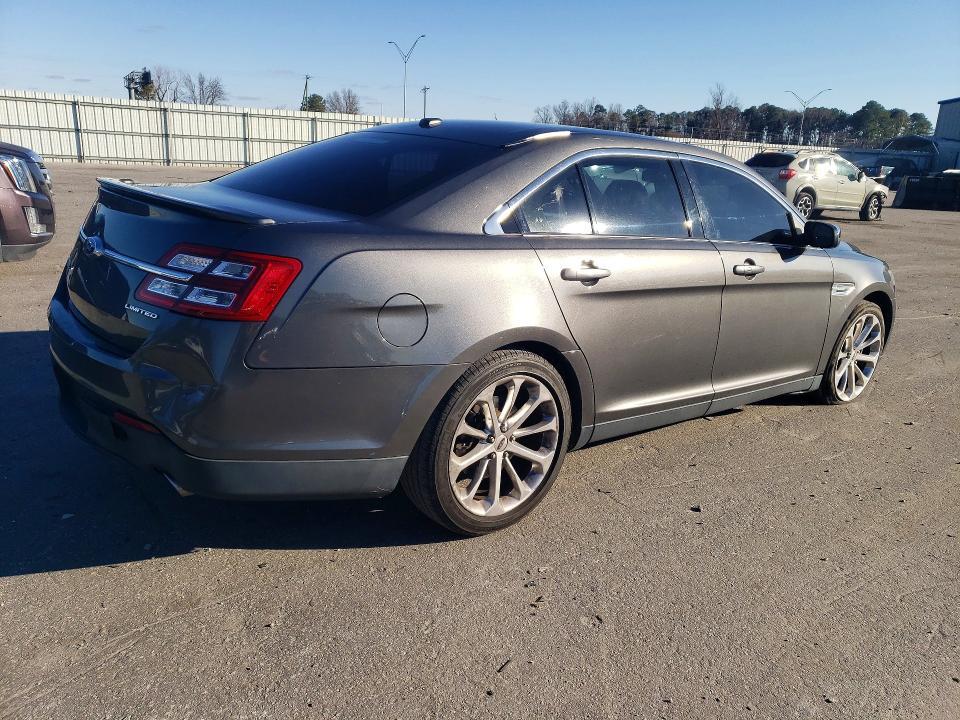 2015 Ford Taurus Limited