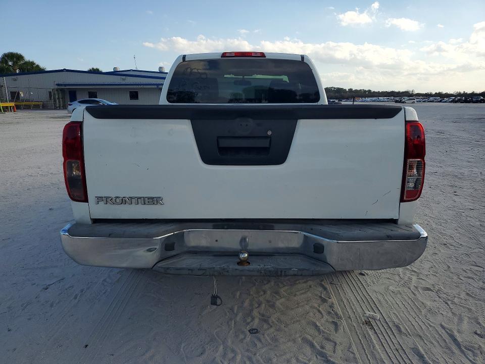 2015 Nissan Frontier S