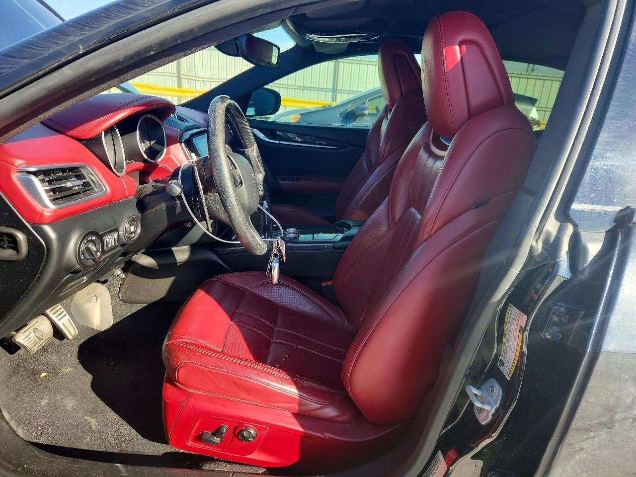 2018 Maserati Ghibli s