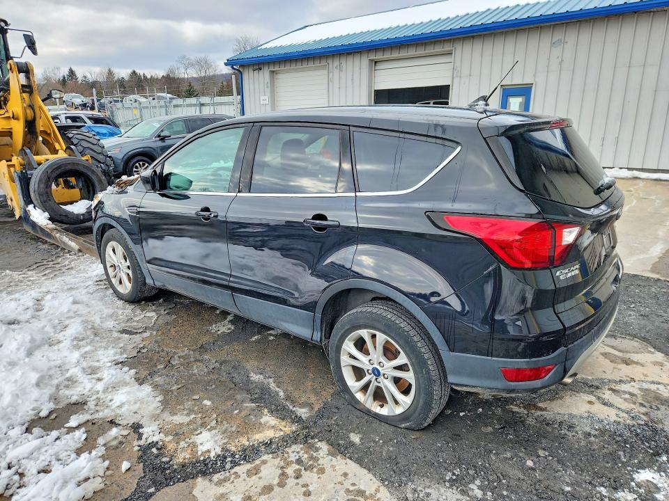 2019 Ford Escape se