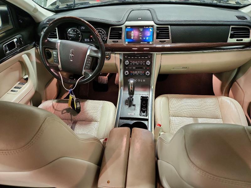 2009 Lincoln Townhouse MKS
